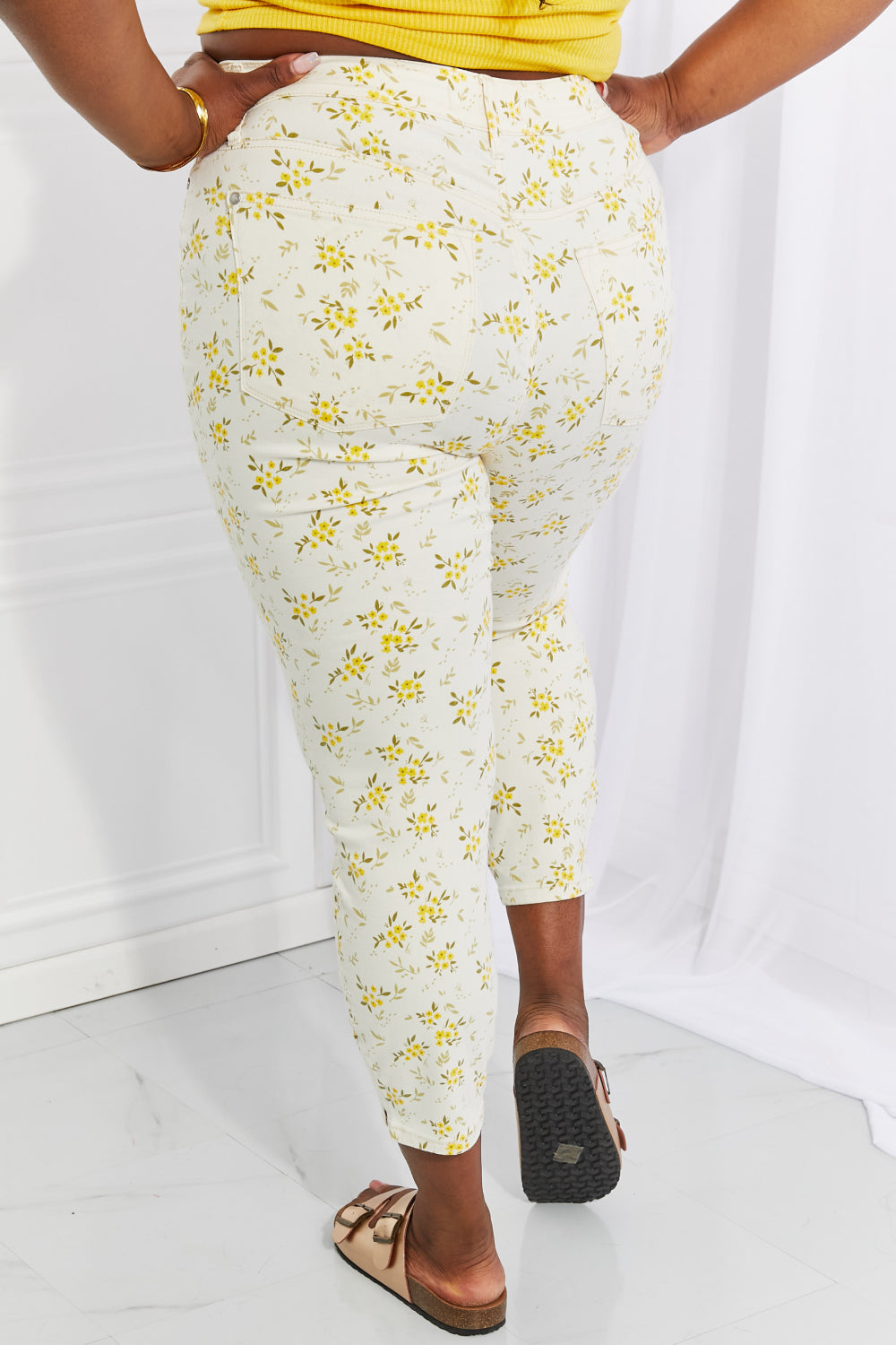 Judy Blue Full Size Golden Meadow Floral Skinny Jeans